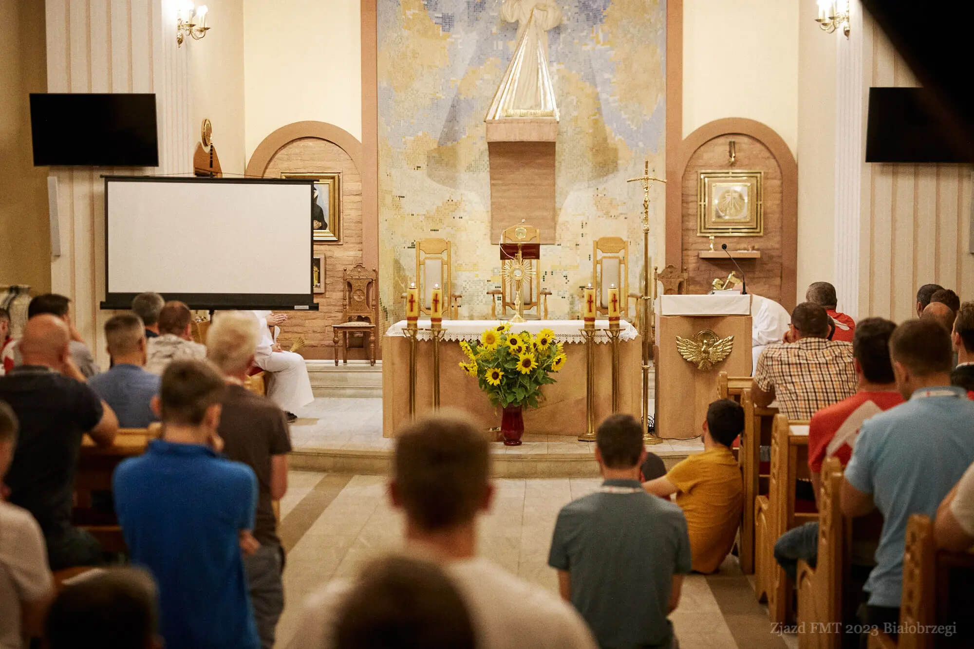 images/komponenty/top/zjazd/2023-Zjazd-FMT192.jpg